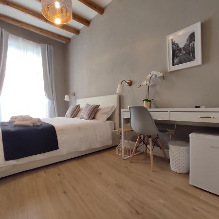 Manno Rooms Affittacamere Каляри Екстериор снимка