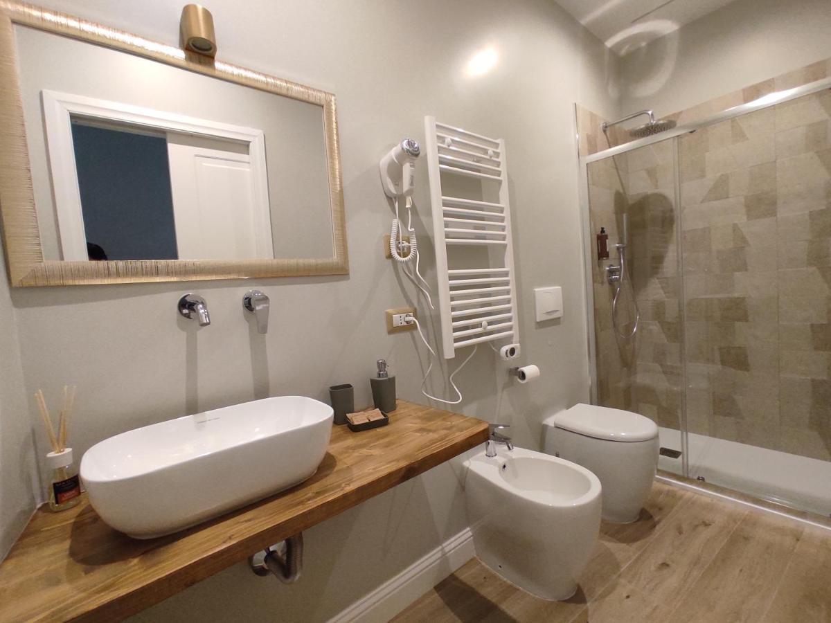 Manno Rooms Affittacamere Каляри Екстериор снимка