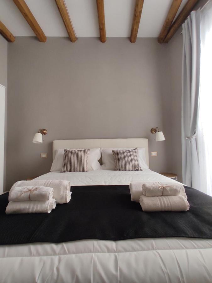 Manno Rooms Affittacamere Каляри Екстериор снимка