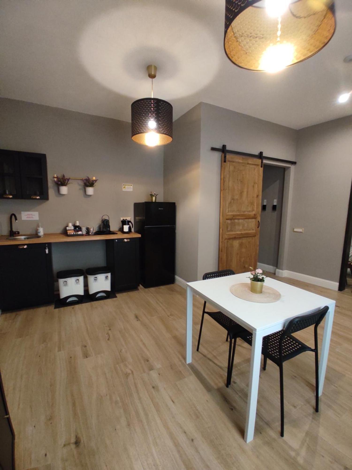 Manno Rooms Affittacamere Каляри Екстериор снимка