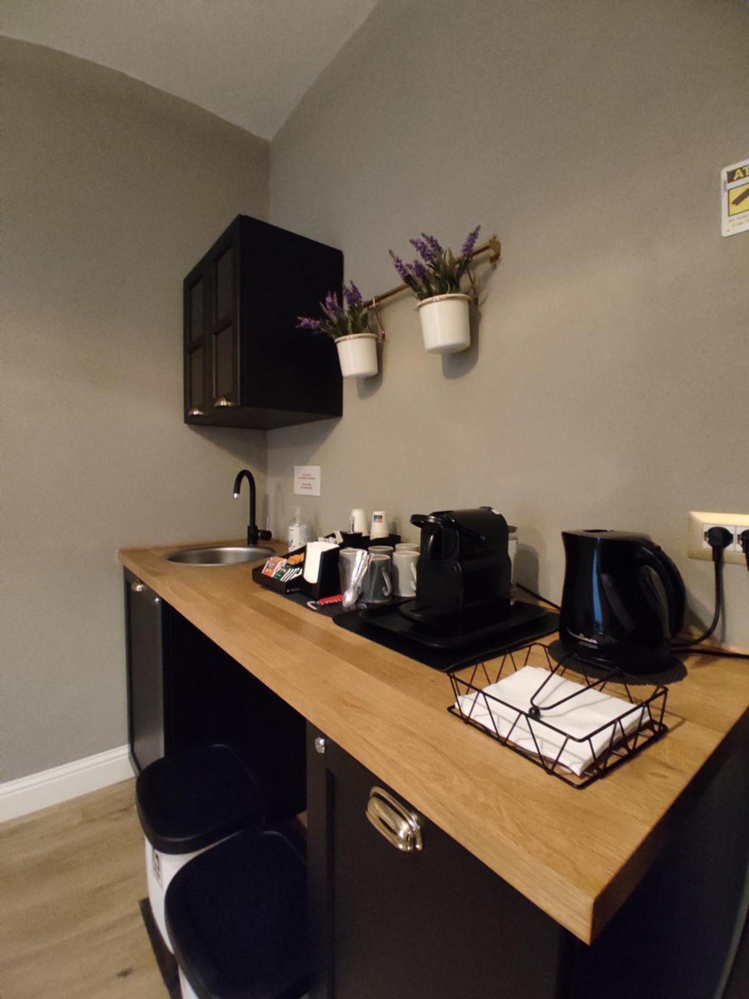 Manno Rooms Affittacamere Каляри Екстериор снимка